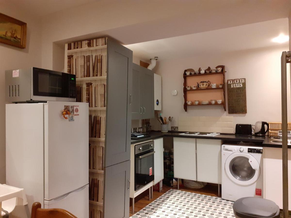 Characterful Cottage Near The Sea, Beach, Pier & Shops Weston-super-Mare Zewnętrze zdjęcie