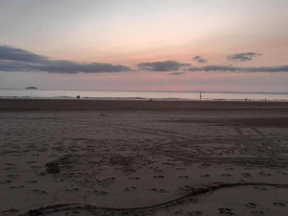 Characterful Cottage Near The Sea, Beach, Pier & Shops Weston-super-Mare Zewnętrze zdjęcie